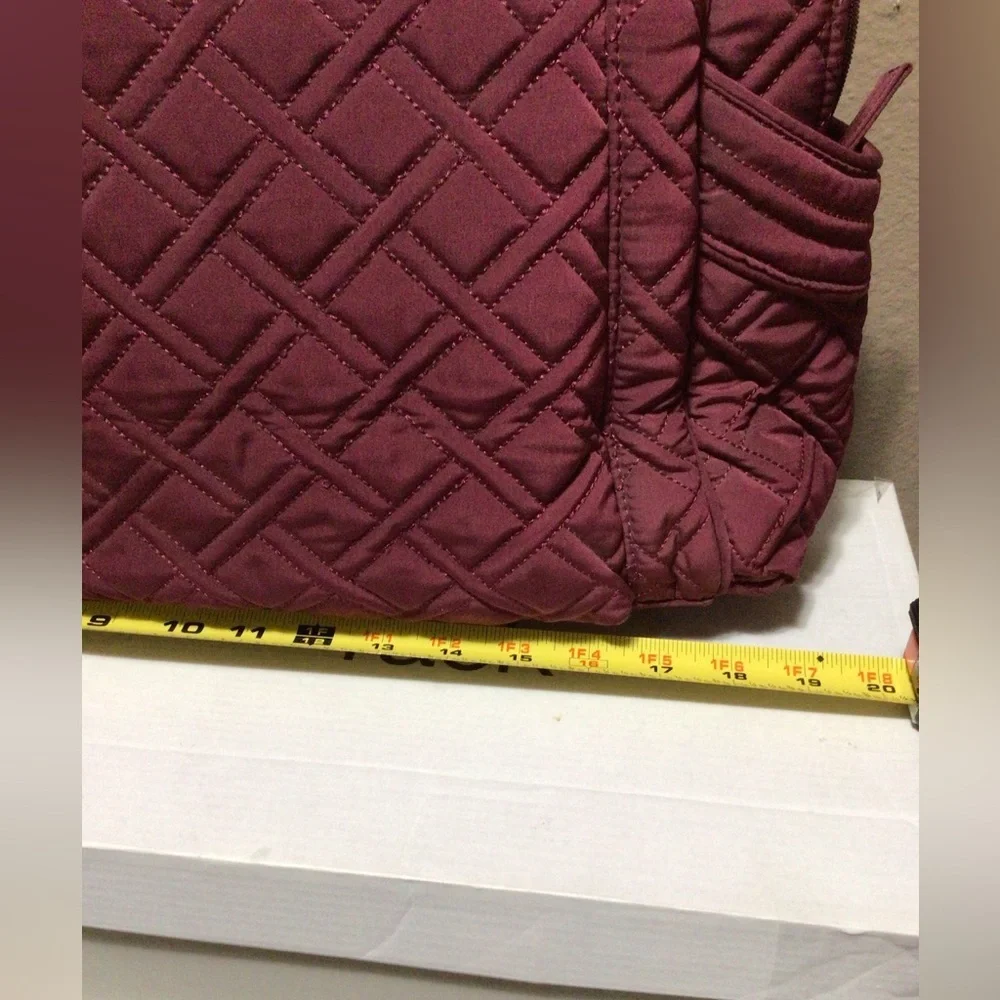 VERA BRADLEY BURGANDY DIPERBAG